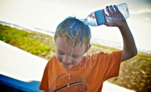 چگونه در هوای گرم آب بدنمان را حفظ کنیم؟